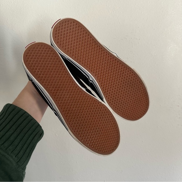 Vans Classic Black Atwood Low Skate Sneakers - Picture 6 of 9